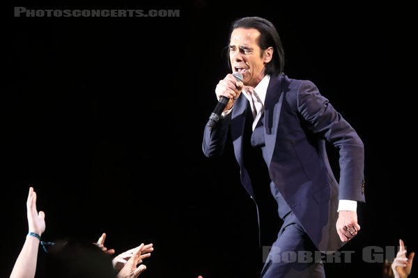 NICK CAVE AND THE BAD SEEDS - 2022-08-26 - SAINT CLOUD - Domaine National - Grande Scene - 